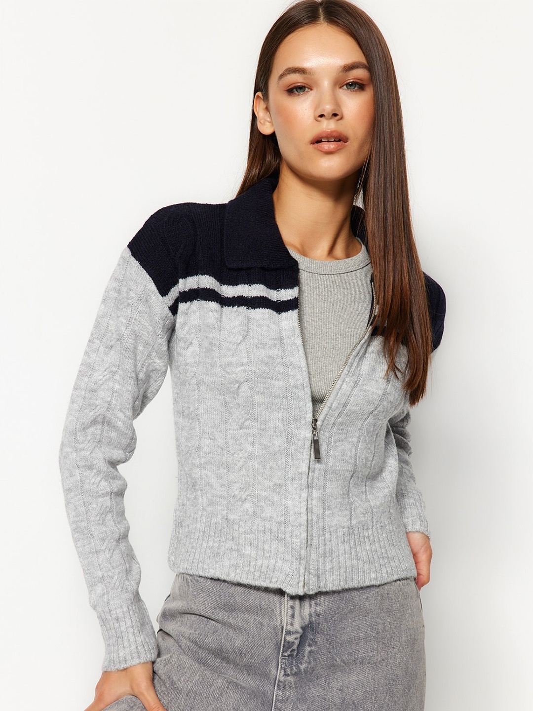 

Trendyol Long Sleeves Pullover, Grey