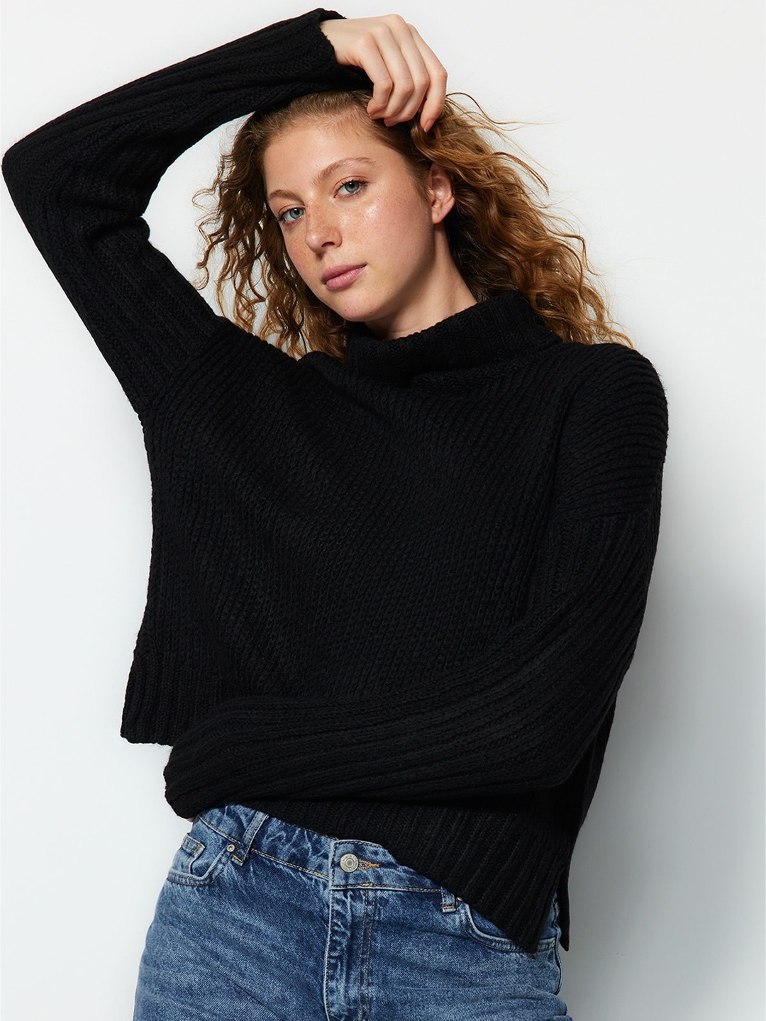 

Trendyol Turtle Neck Long Sleeves Pullover, Black