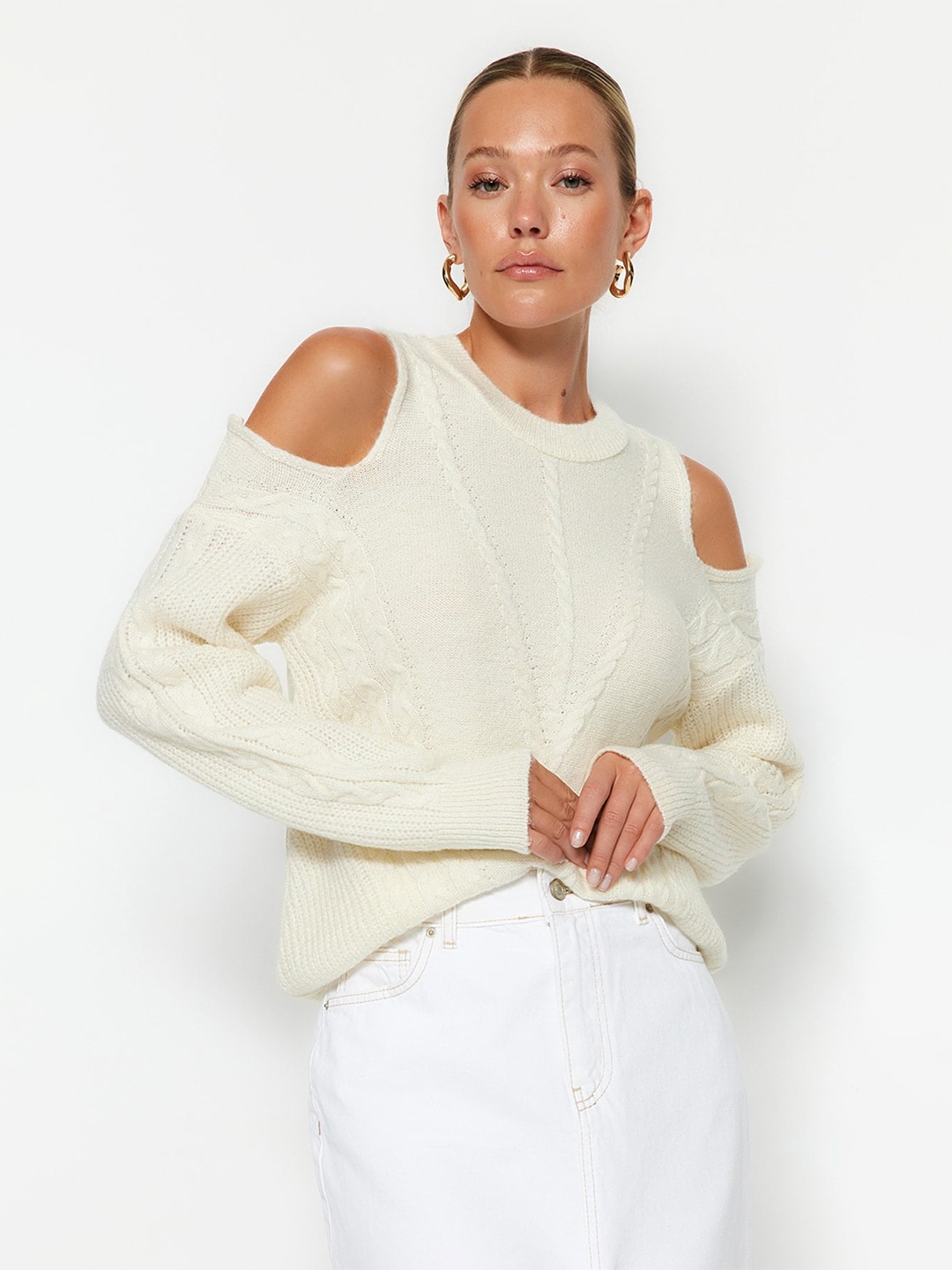 

Trendyol Cable Knit Cold Shoulder Sleeves Pullover, Cream