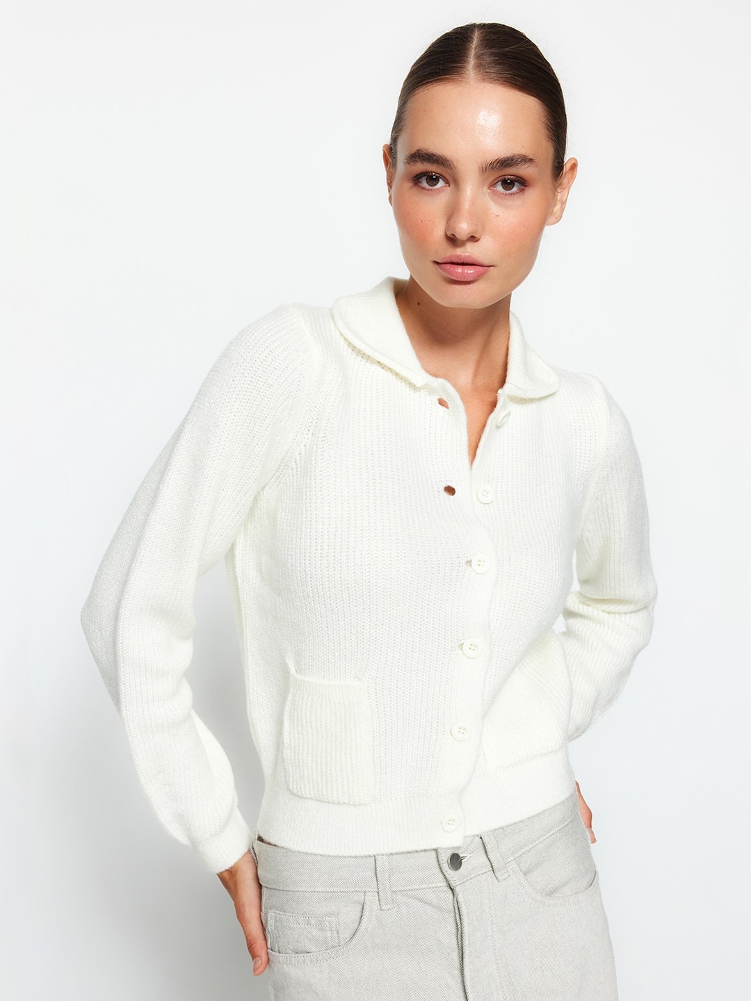 

Trendyol Cable Knit Ribbed Crop Cardigan, White