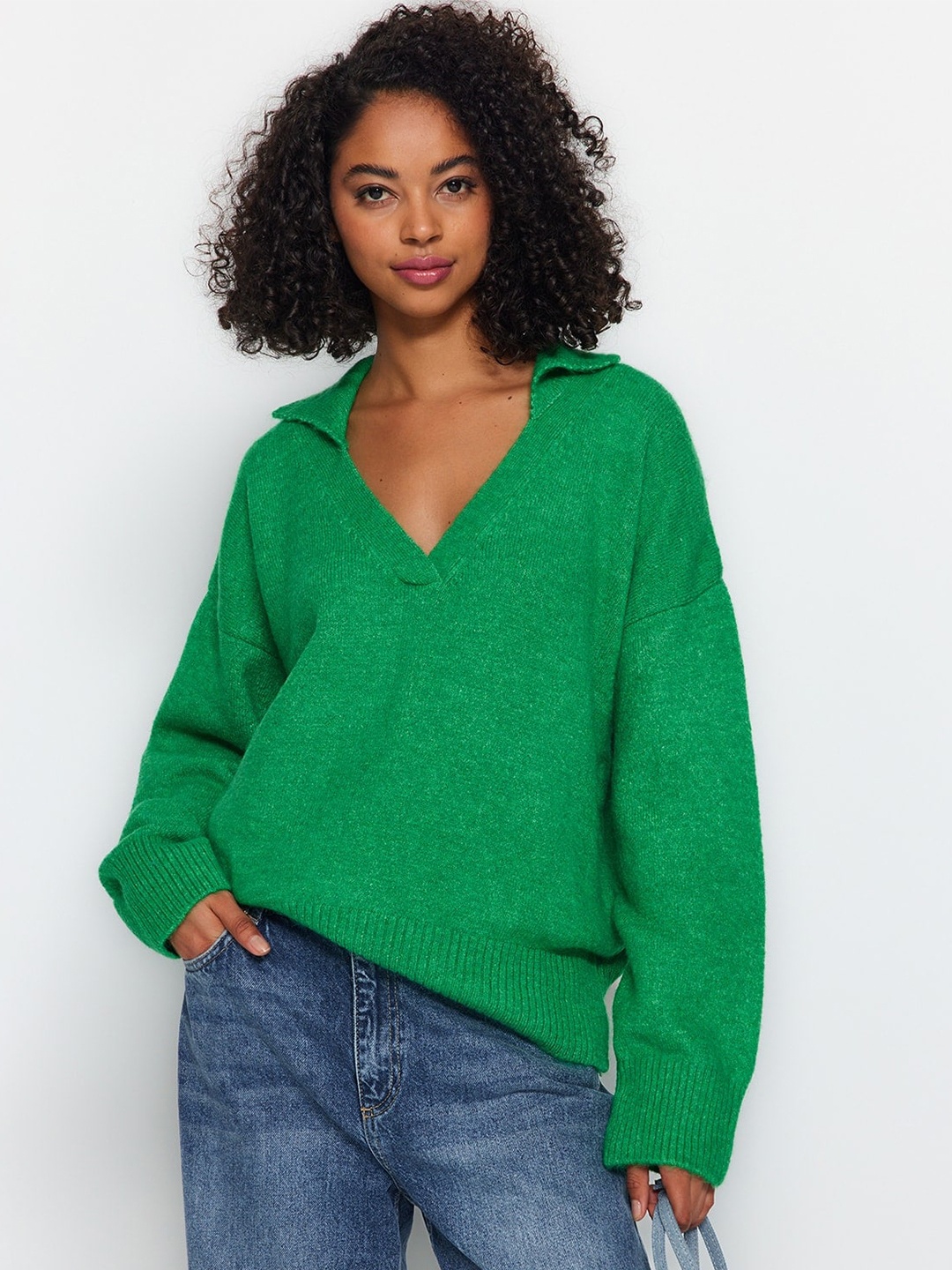 

Trendyol V-Neck Pullover Sweater, Green