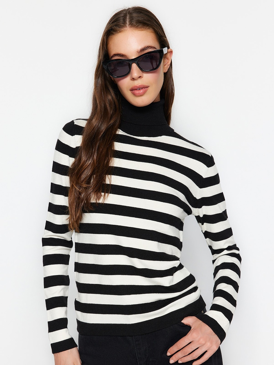 

Trendyol Striped Turtle Neck Pullover, Black