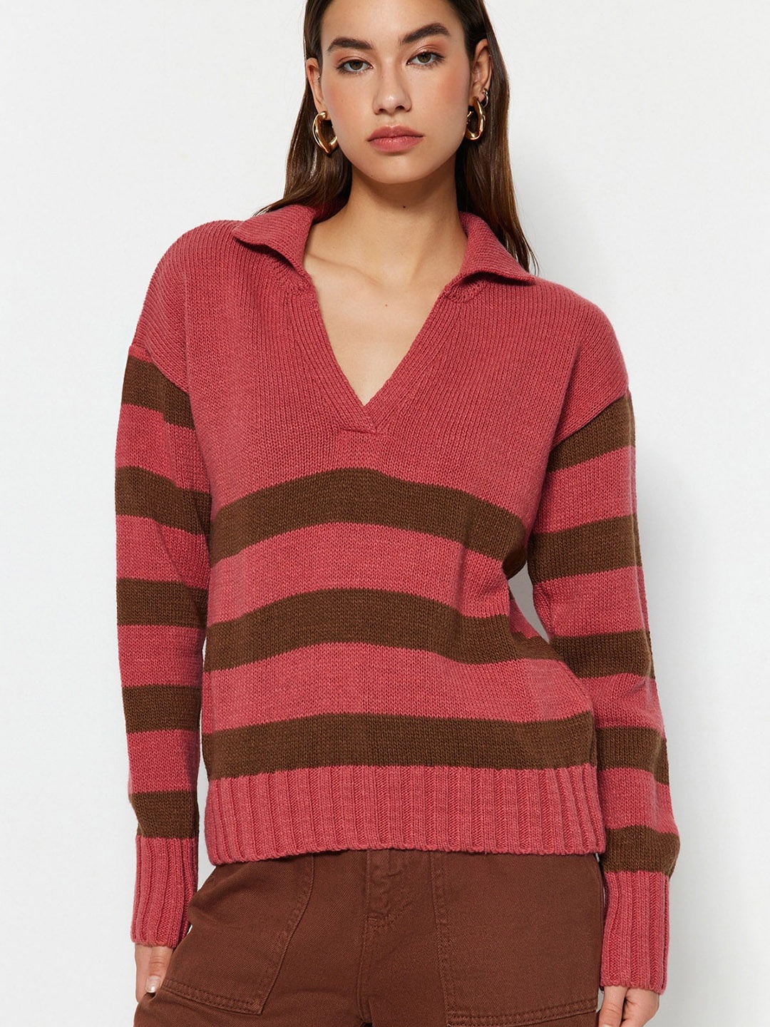 

Trendyol Striped V-Neck Pullover, Peach