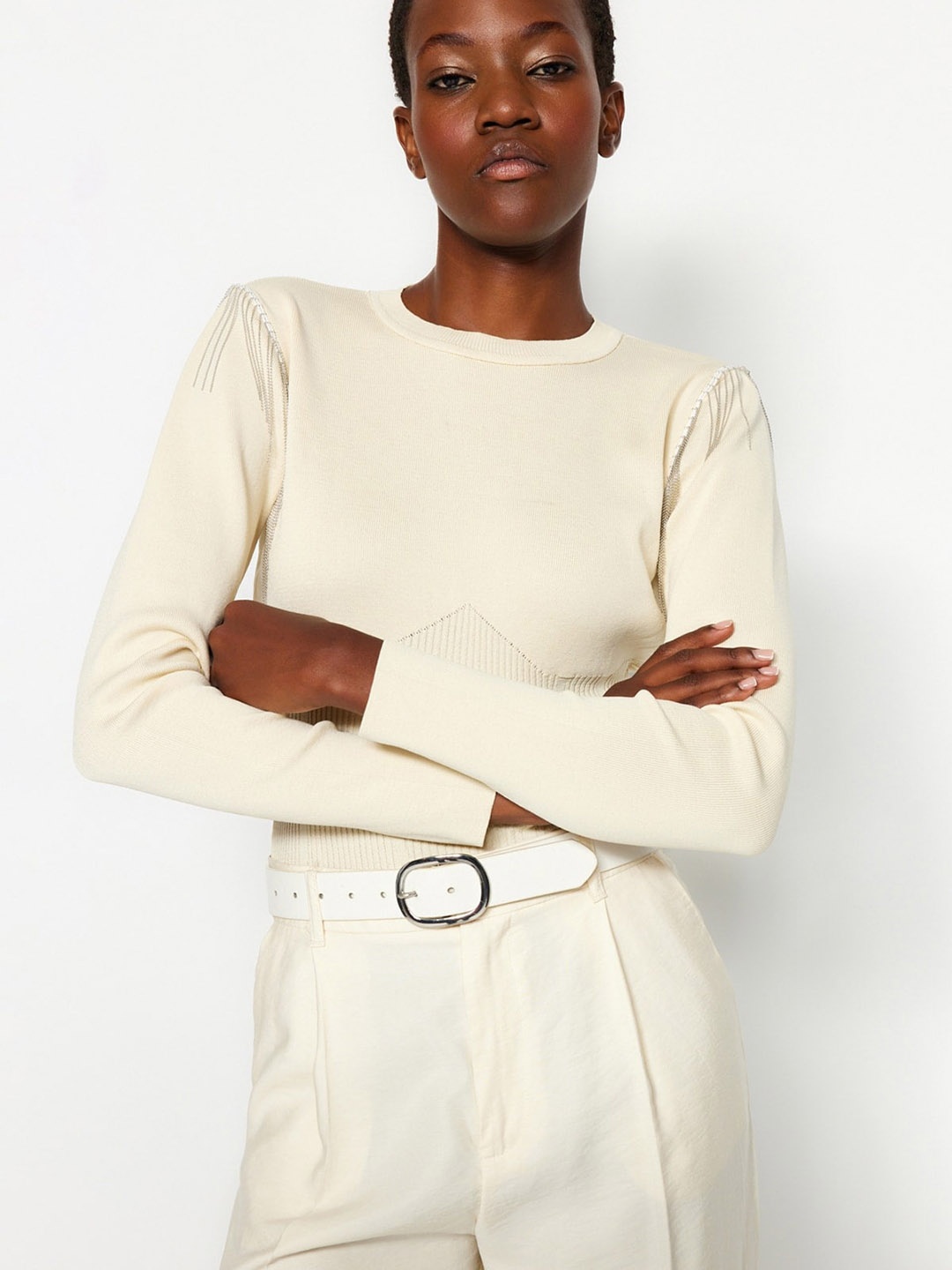 

Trendyol Round Neck Pullover, Cream