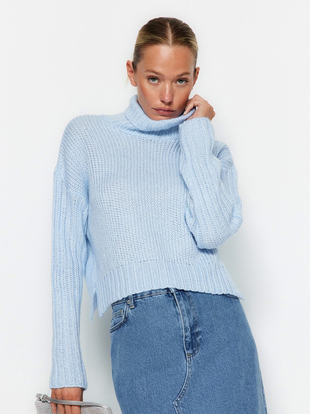 

Trendyol Ribbed Turtle Neck Long Sleeves Pullover Sweaters, Blue