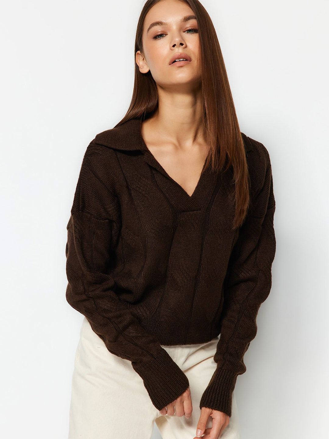 

Trendyol Self Design Cable Knit V-Neck Pullover Sweater, Brown