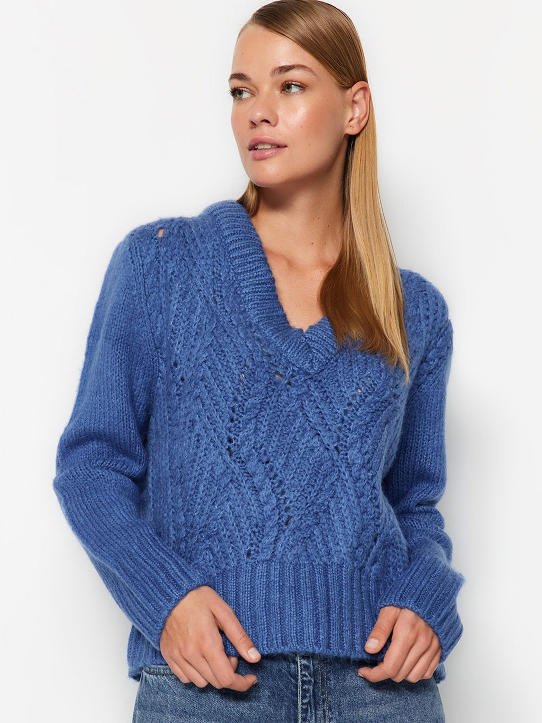 

Trendyol V-Neck Cable Knit Pullover, Blue