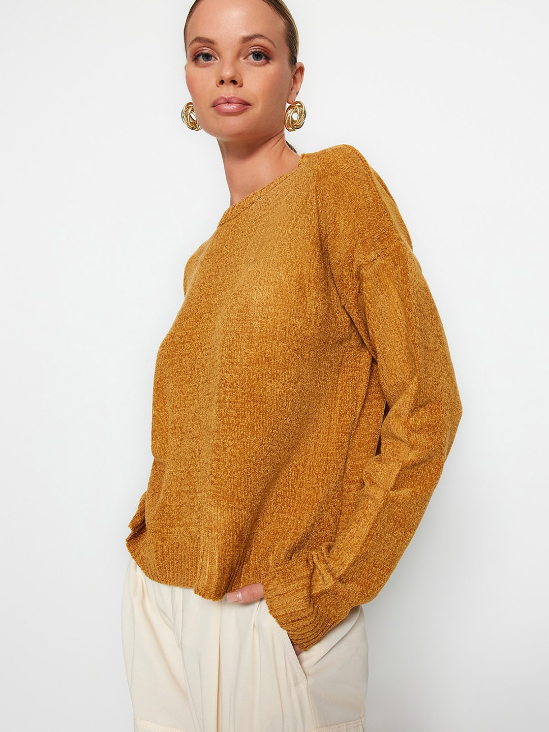 

Trendyol Round Neck Pullover, Orange