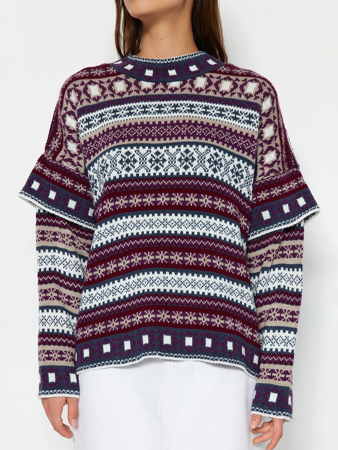

Trendyol Ethnic Motifs Printed Acrylic Pullover Sweaters, Burgundy