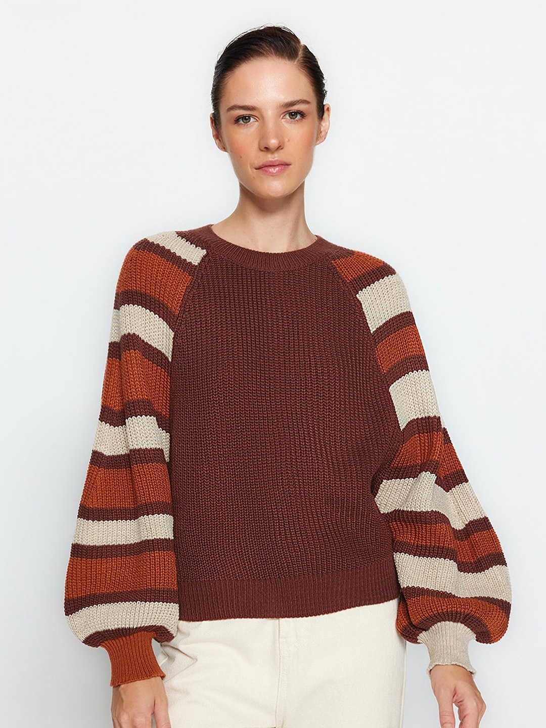 

Trendyol Ribbed Round Neck Acrylic Pullover, Brown