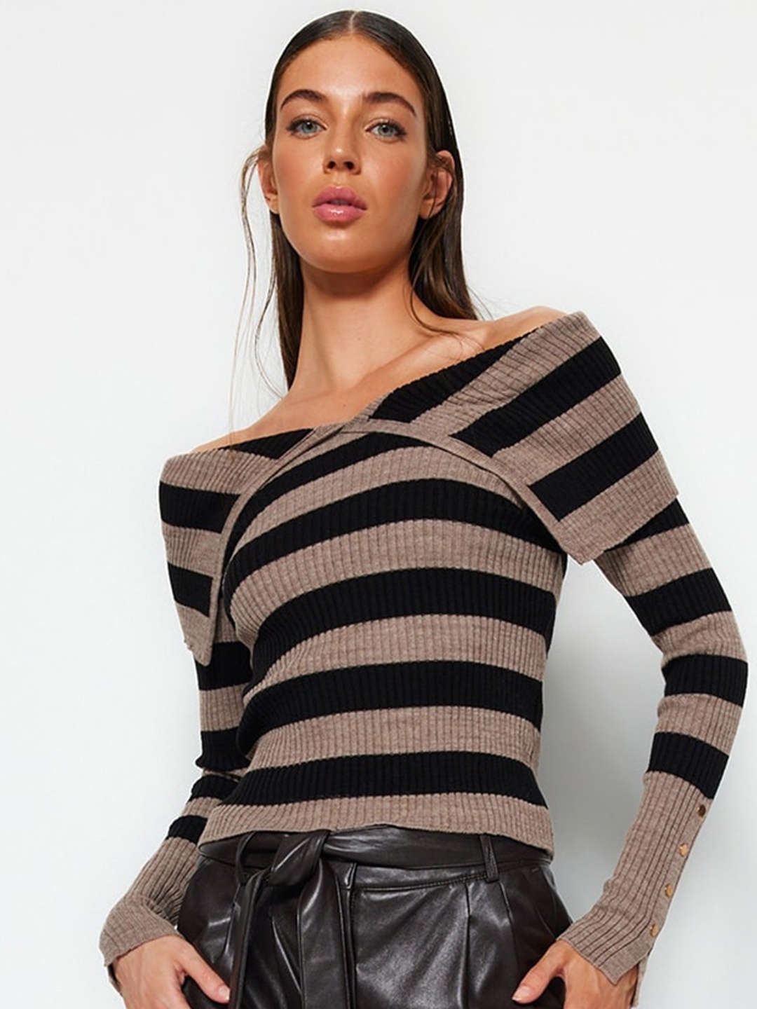 

Trendyol Striped Off-Shoulder Acrylic Pullover, Black