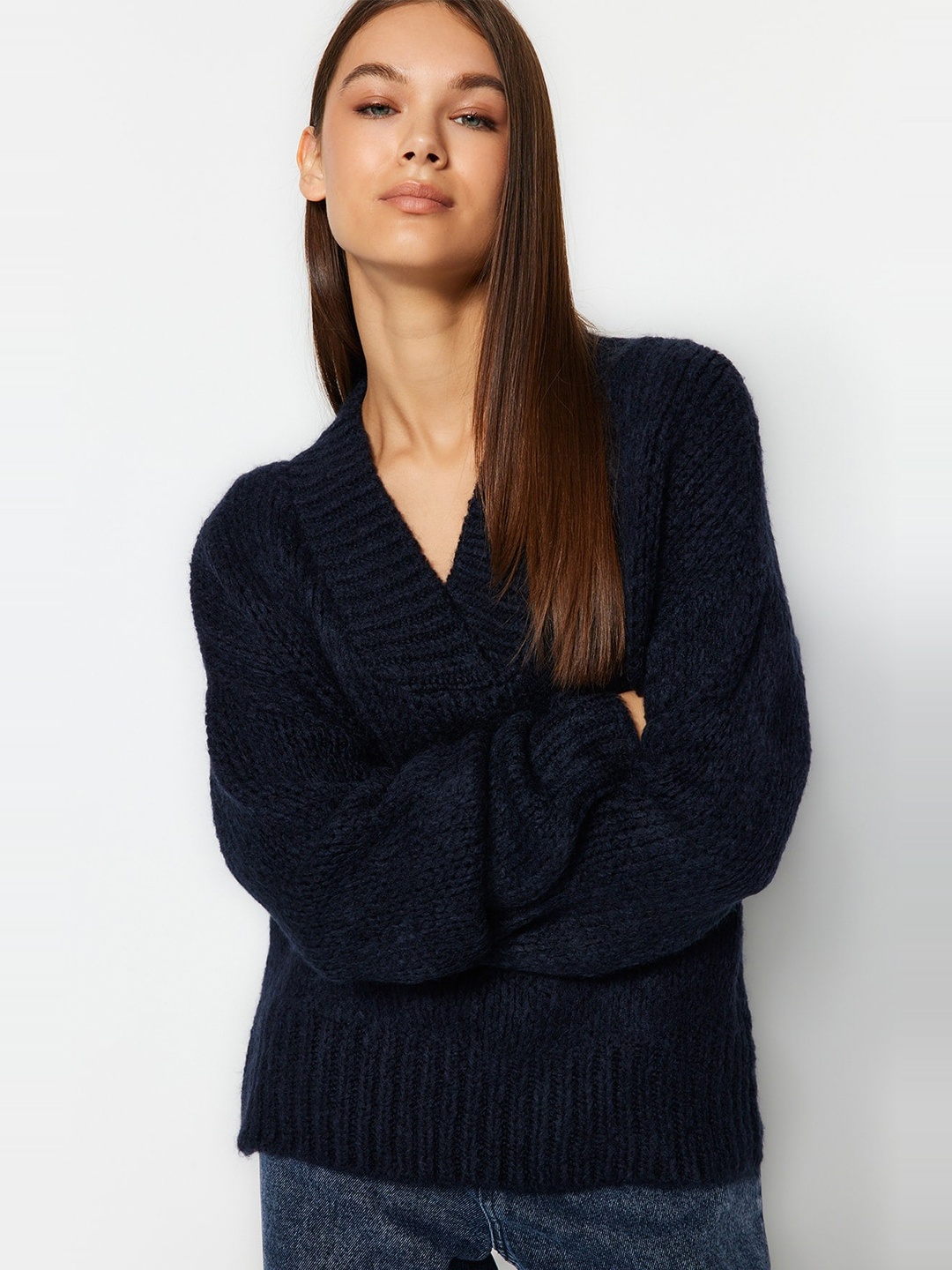

Trendyol V-Neck Long Sleeve Pullover, Blue