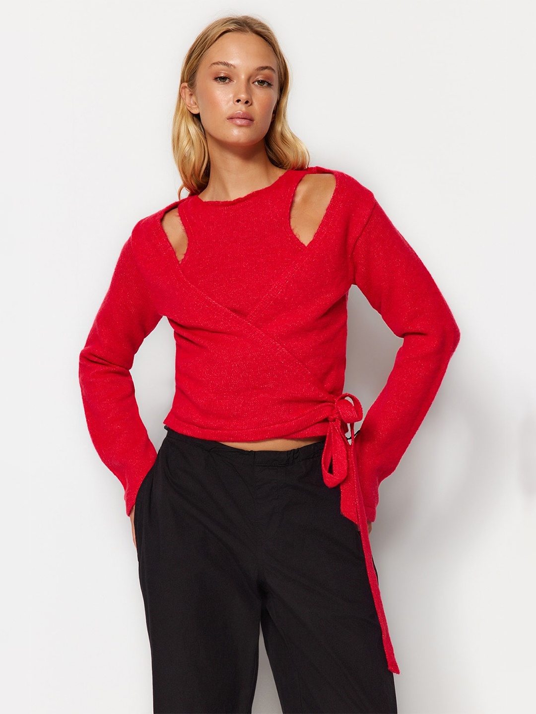 

Trendyol Cut-Out Details Cherry Red Wrap Pullover Sweaters