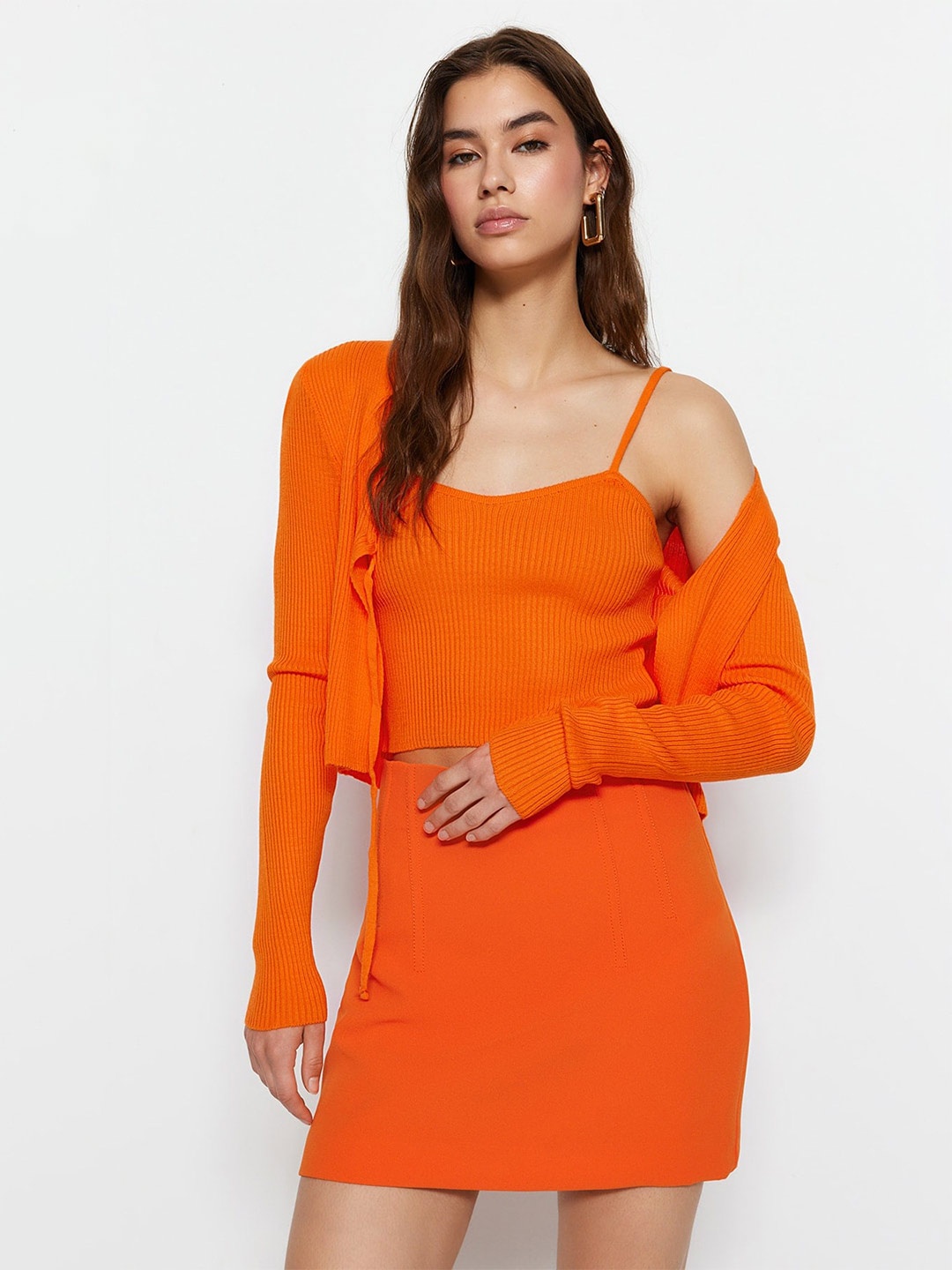 

Trendyol Ribbed Crop Sweaters, Orange