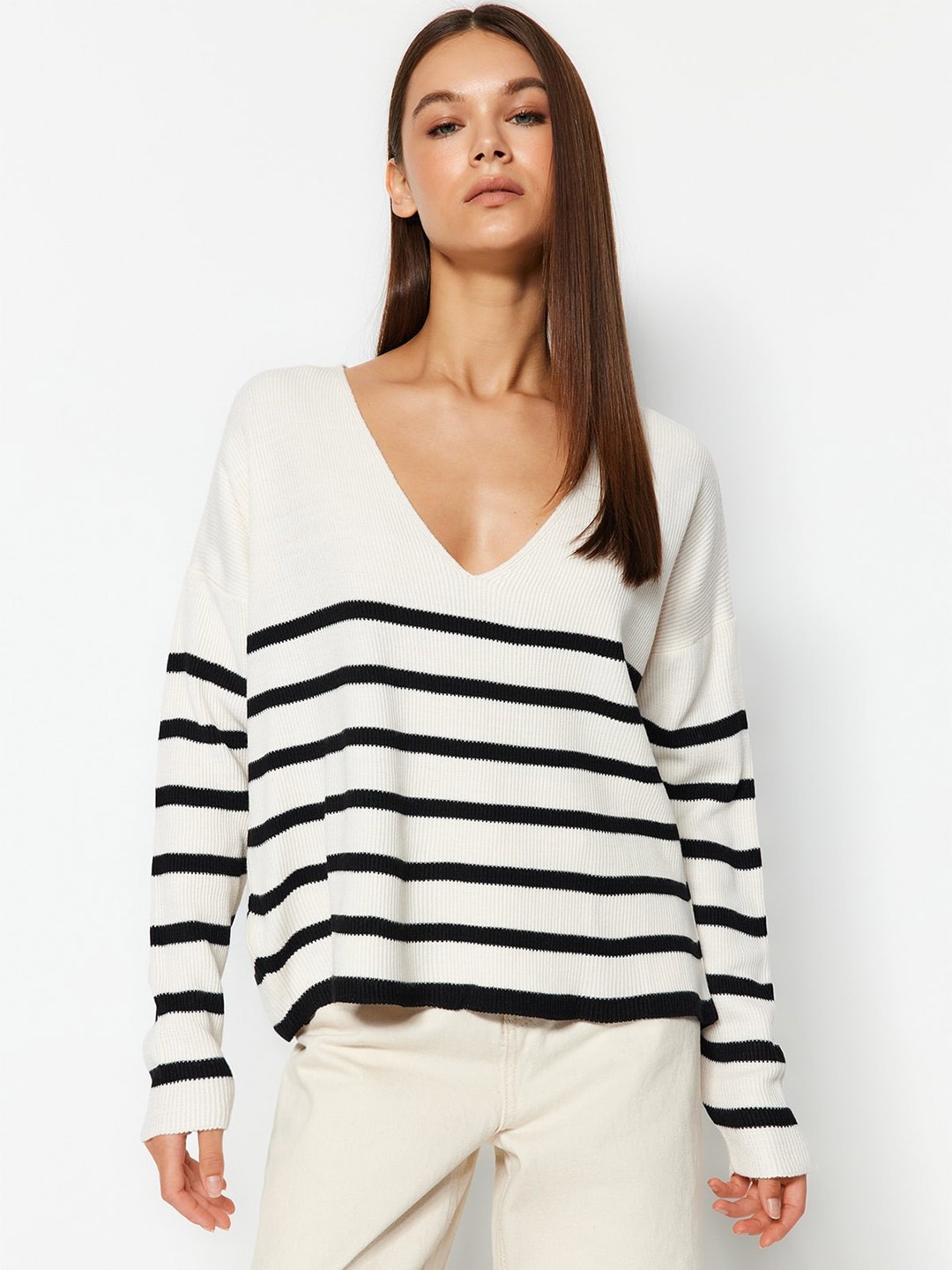 

Trendyol Striped V-Neck Pullover, Blue