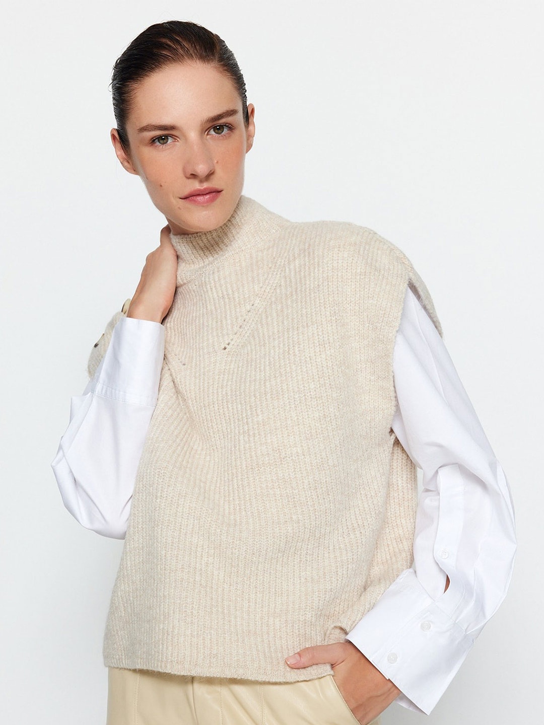 

Trendyol Ribbed Turtle Neck Pullover Sweater, Beige