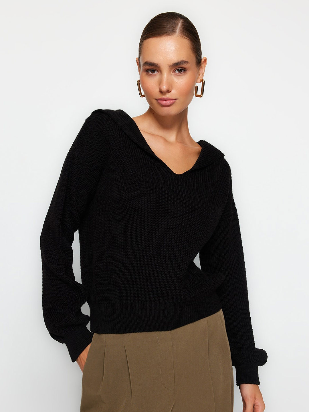 

Trendyol V-Neck Ribbed Pure Acrylic Pullover Sweaters, Black