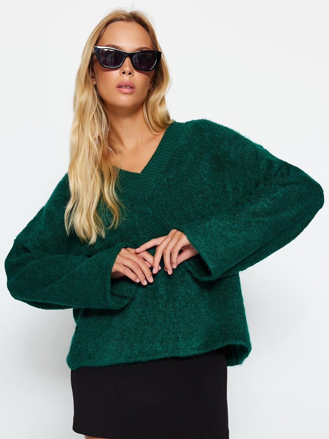 

Trendyol V-Neck Pullover Sweaters, Green