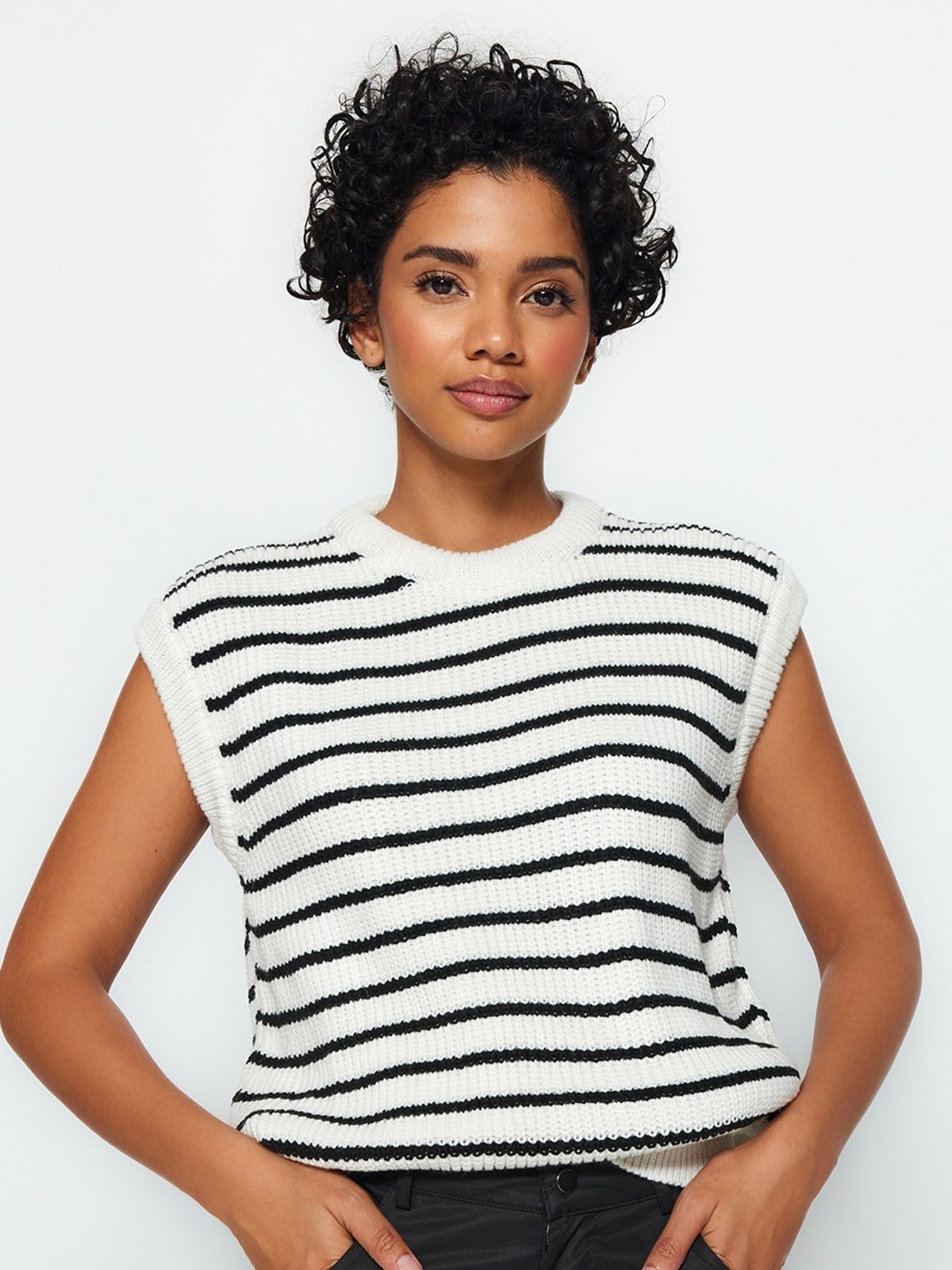 

Trendyol Striped Acrylic Pullover Sweaters, White