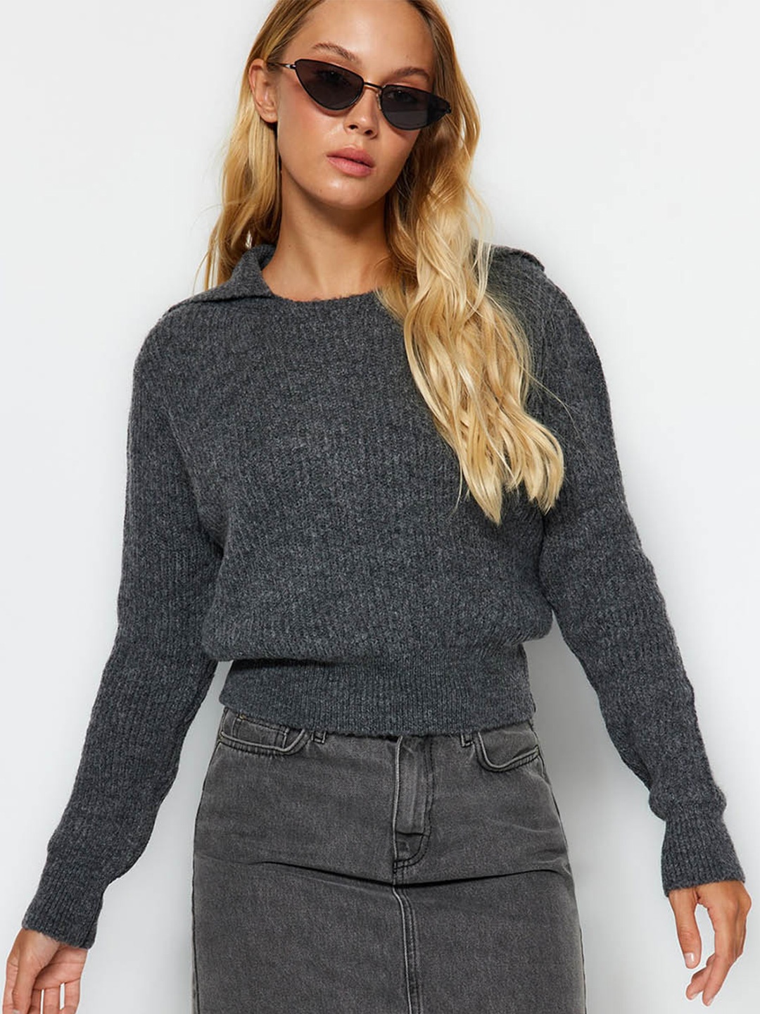 

Trendyol Long Sleeves Ribbed Pullover, Grey