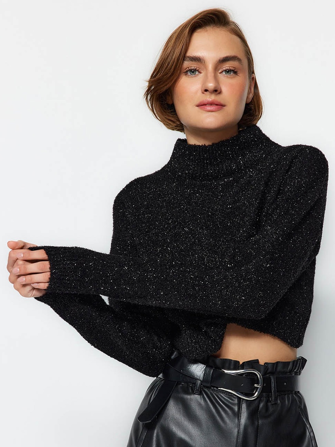 

Trendyol Mock Neck Acrylic Crop Pullover, Black