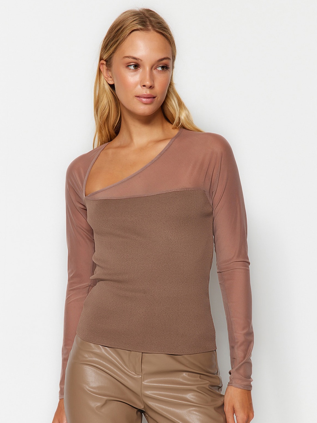 

Trendyol Ribbed Asymmetrical Neck Fitted Top, Brown