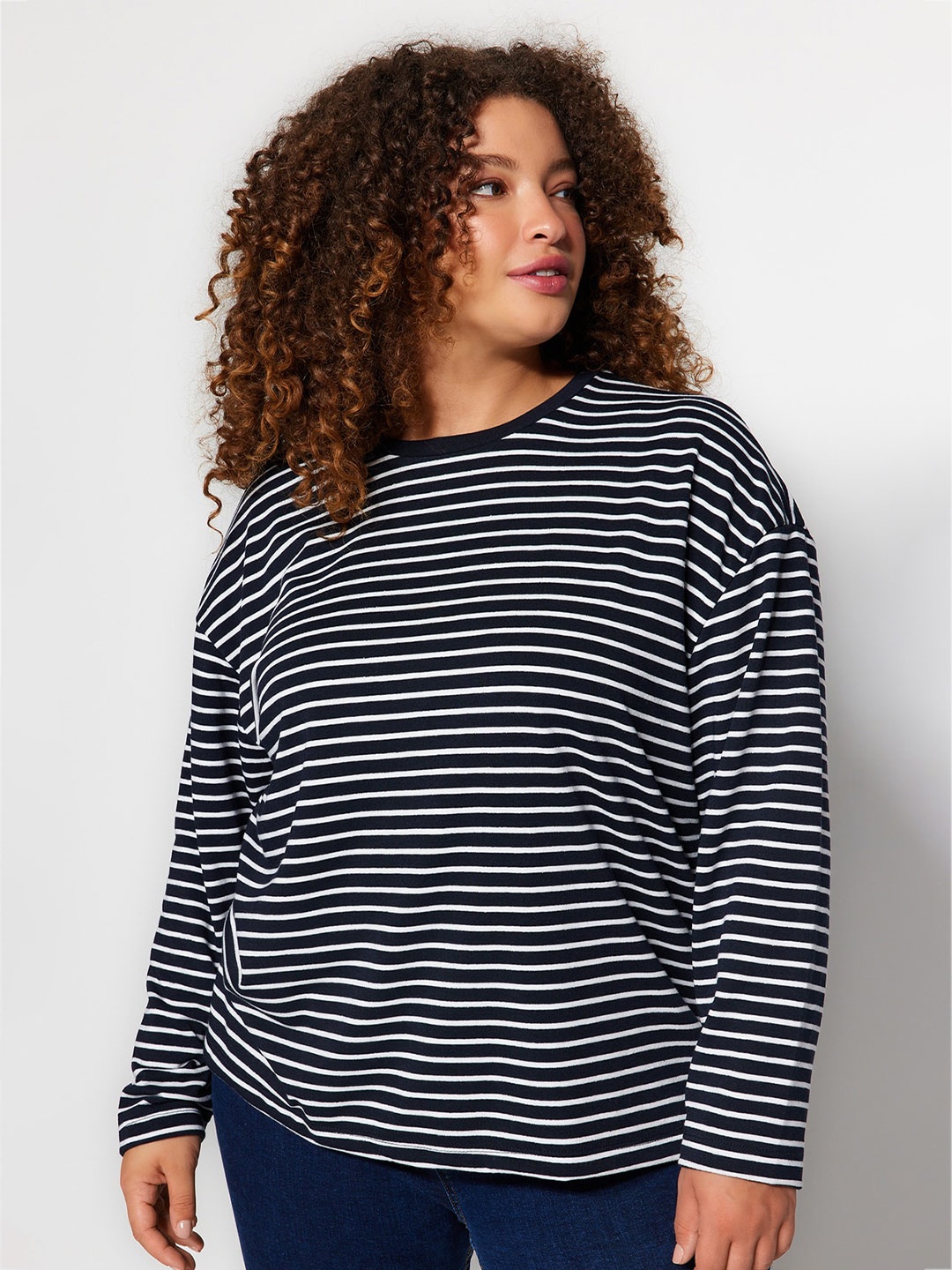 

Trendyol Striped Pure Cotton Pullover Sweatshirt, Black