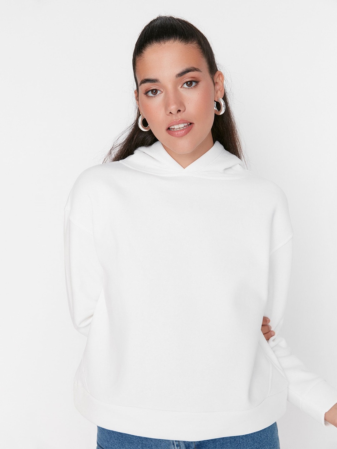 

Trendyol Hooded Pullover Sweatshirt, White