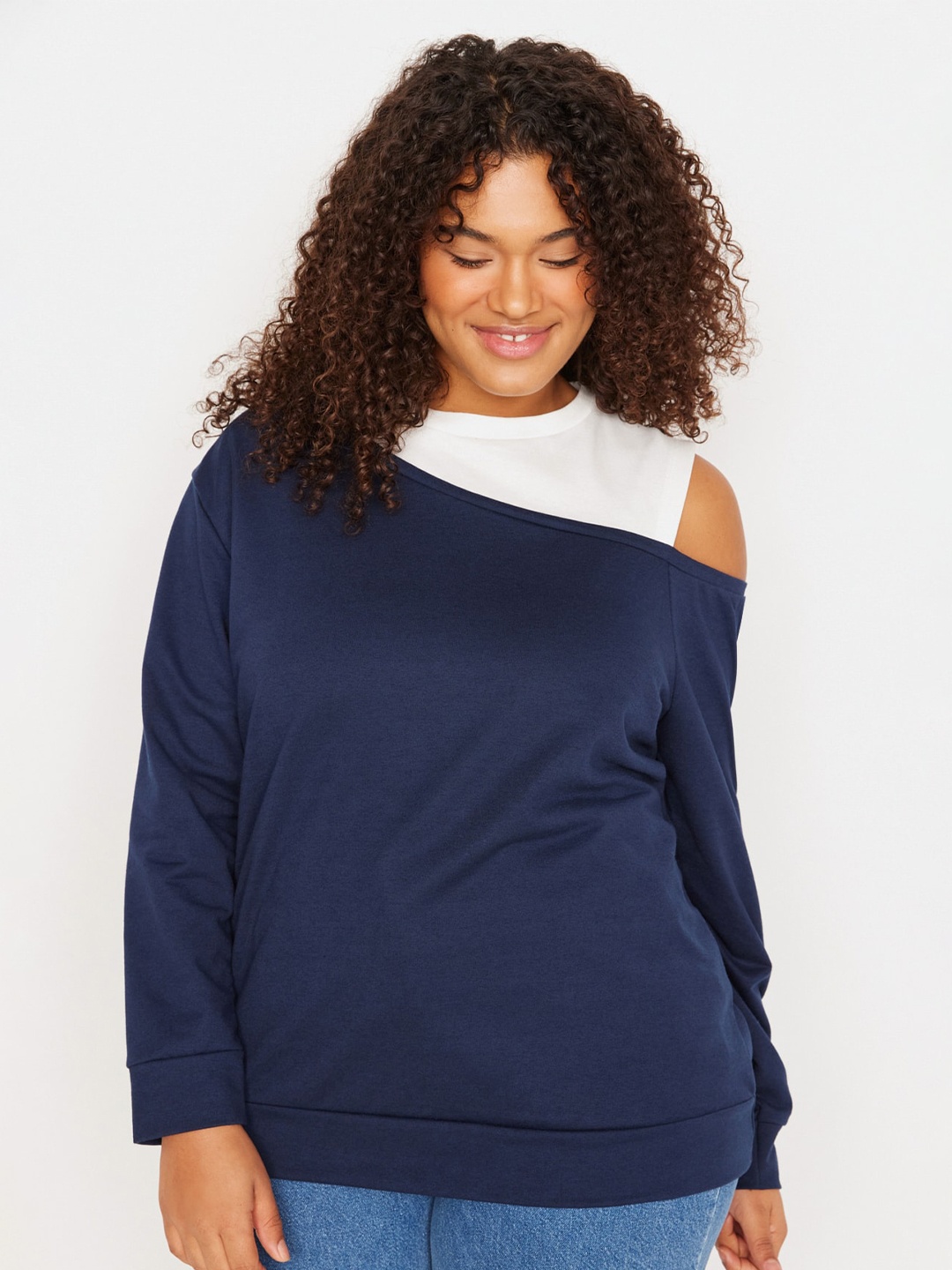 

Trendyol Cold Shoulder Sleeves Pullover, Blue