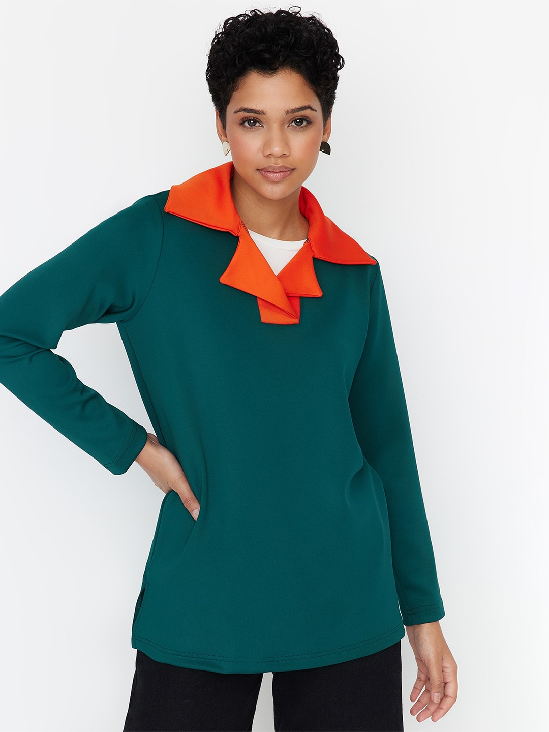 

Trendyol Notched Collar Sweatshirt, Green