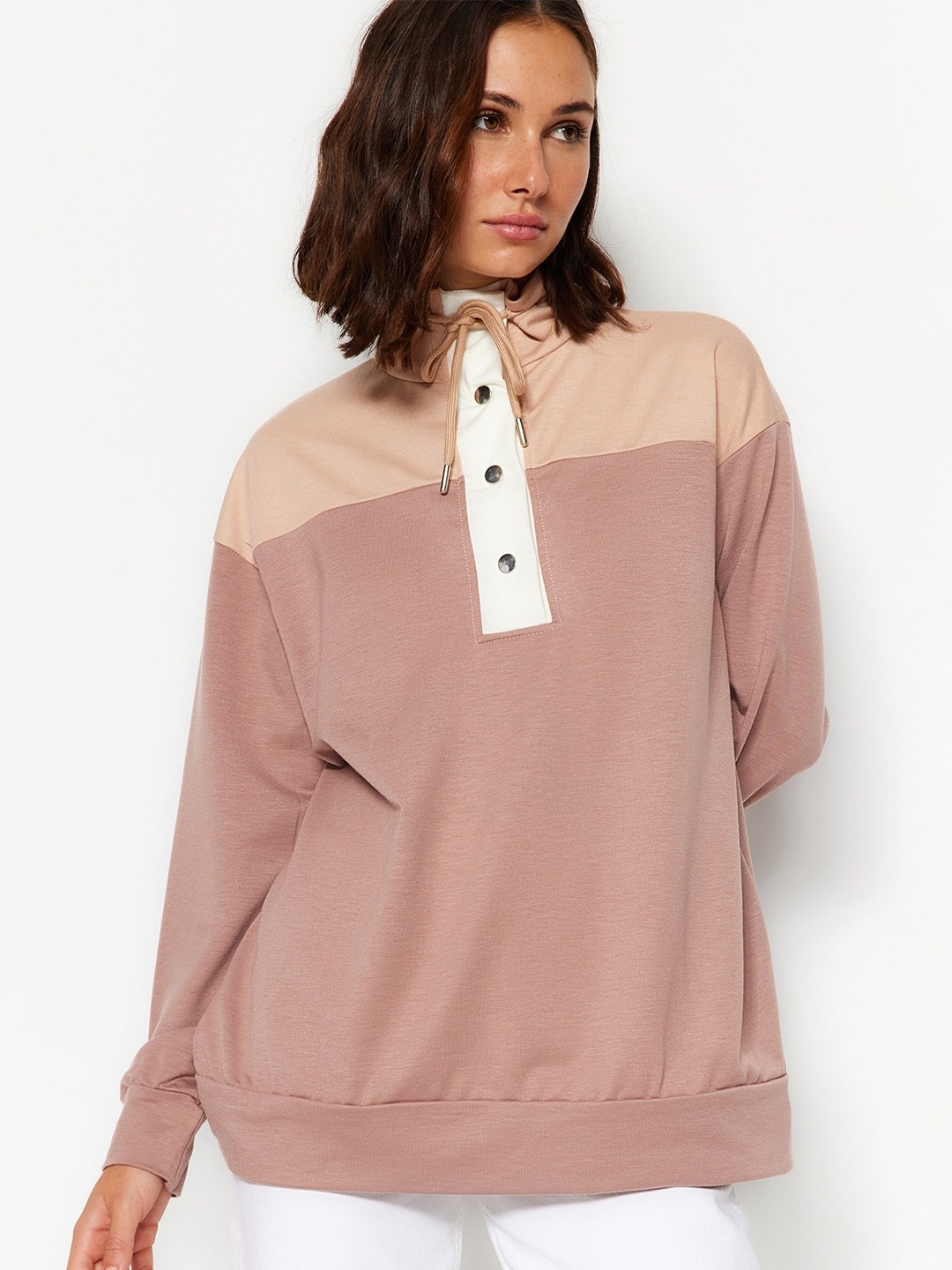 

Trendyol Colourblocked High Neck Longline Pullover, Beige