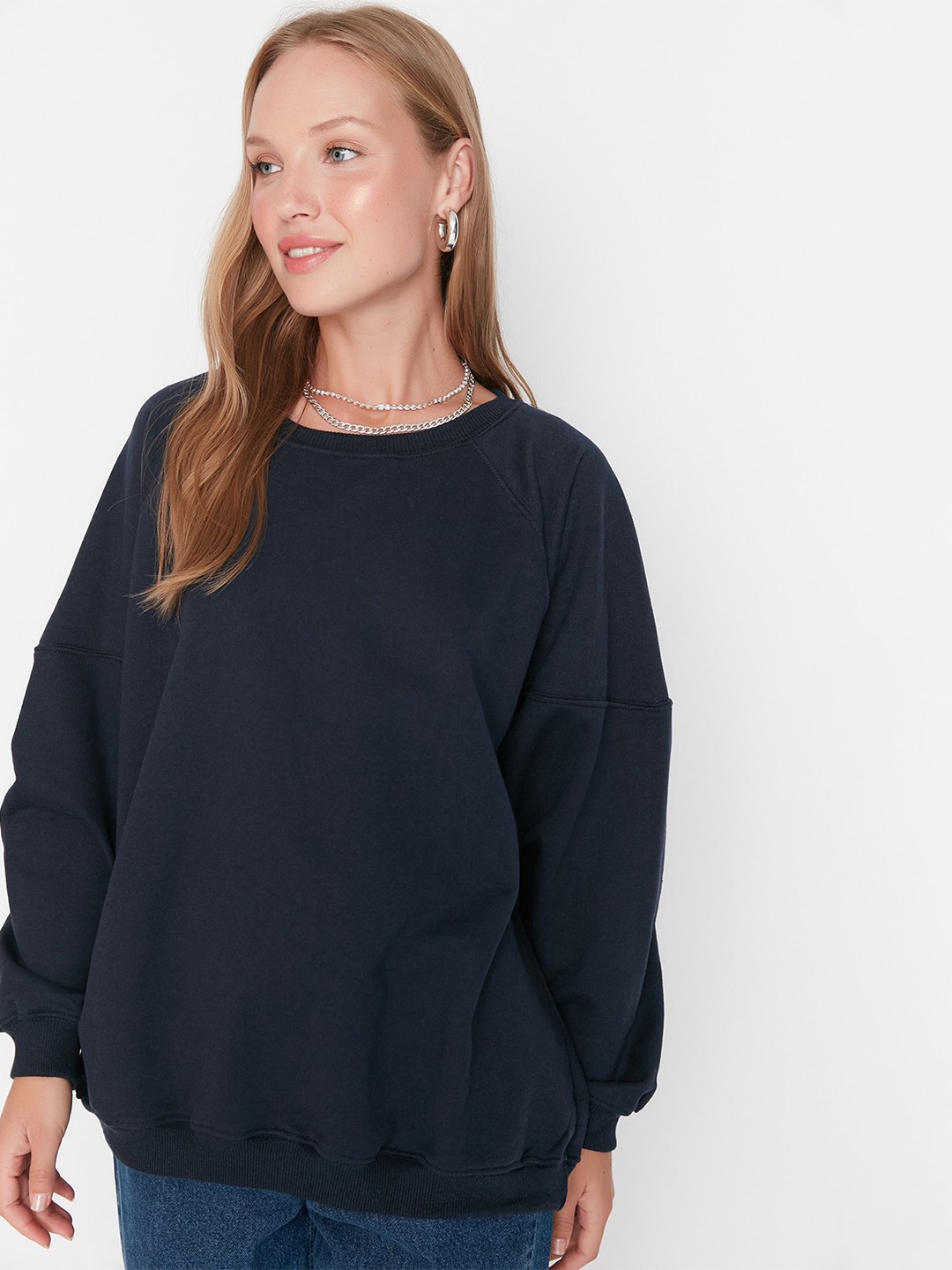 

Trendyol Round Neck Pullover, Navy blue