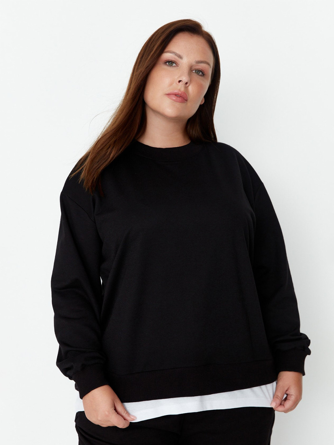 

Trendyol Drop Shoulder Sleeves Sweatshirt, Black