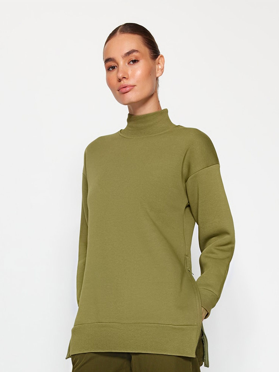 

Trendyol Turtle Neck Long Sleeves Pullover, Olive