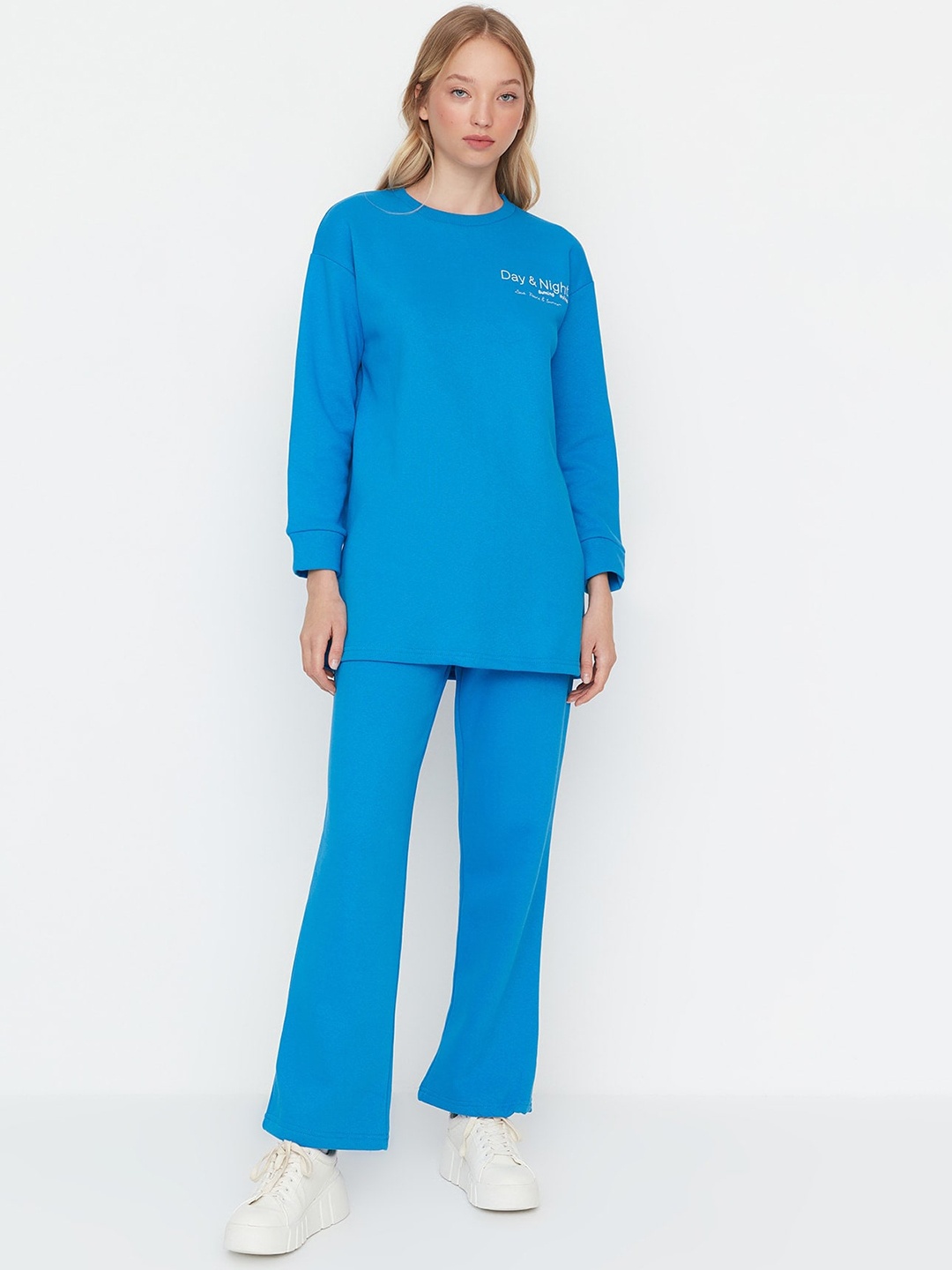 

Trendyol Embroidered Detail Round Neck Tracksuits, Blue