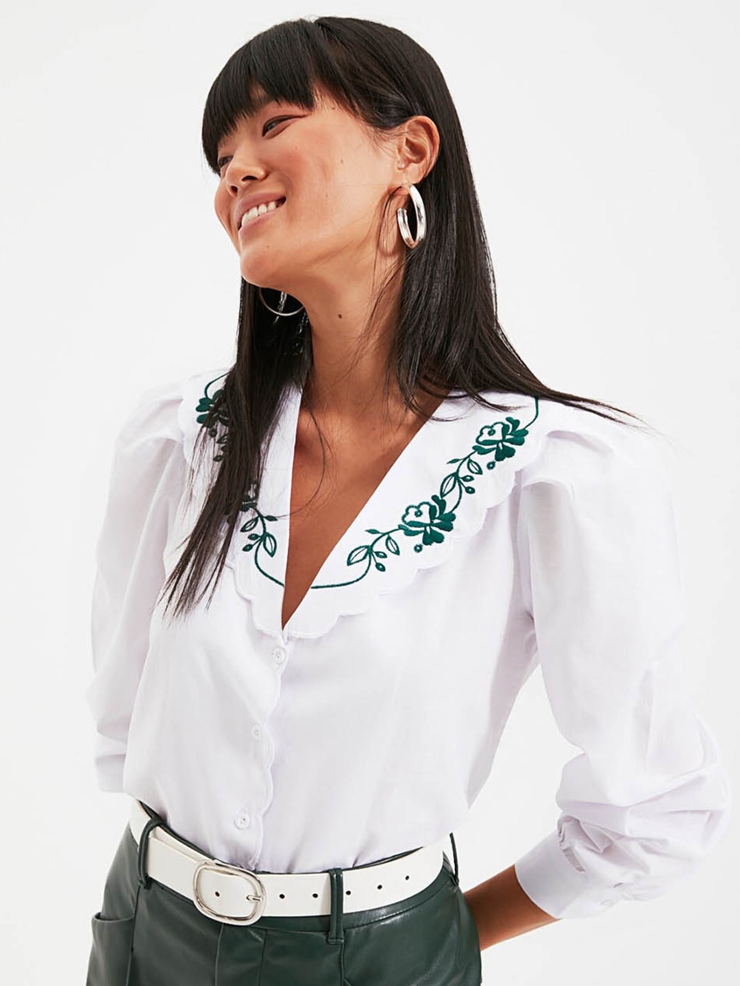 

Trendyol Floral Embroidered V-Neck Cuffed Sleeves Shirt Style top, White