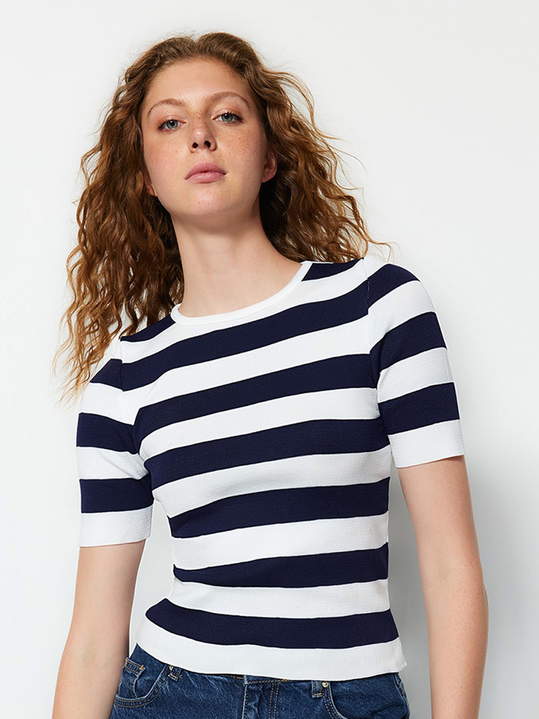 

Trendyol Striped Printed Round Neck Fitted Top, White