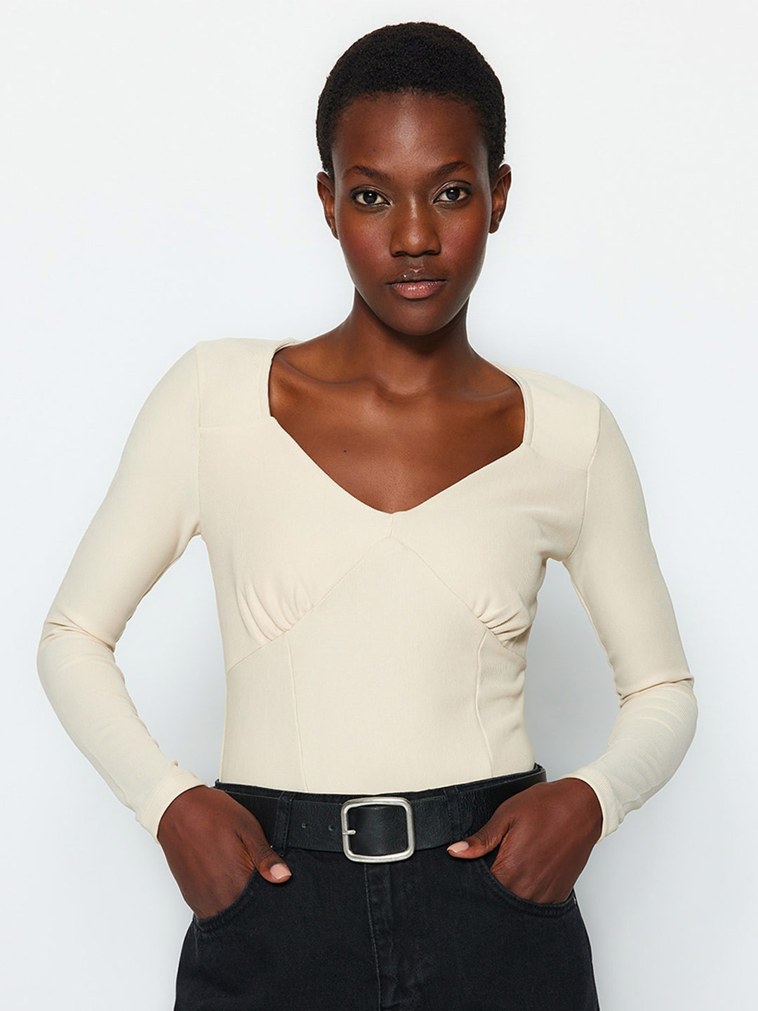 

Trendyol Sweetheart Neck Top, Off white
