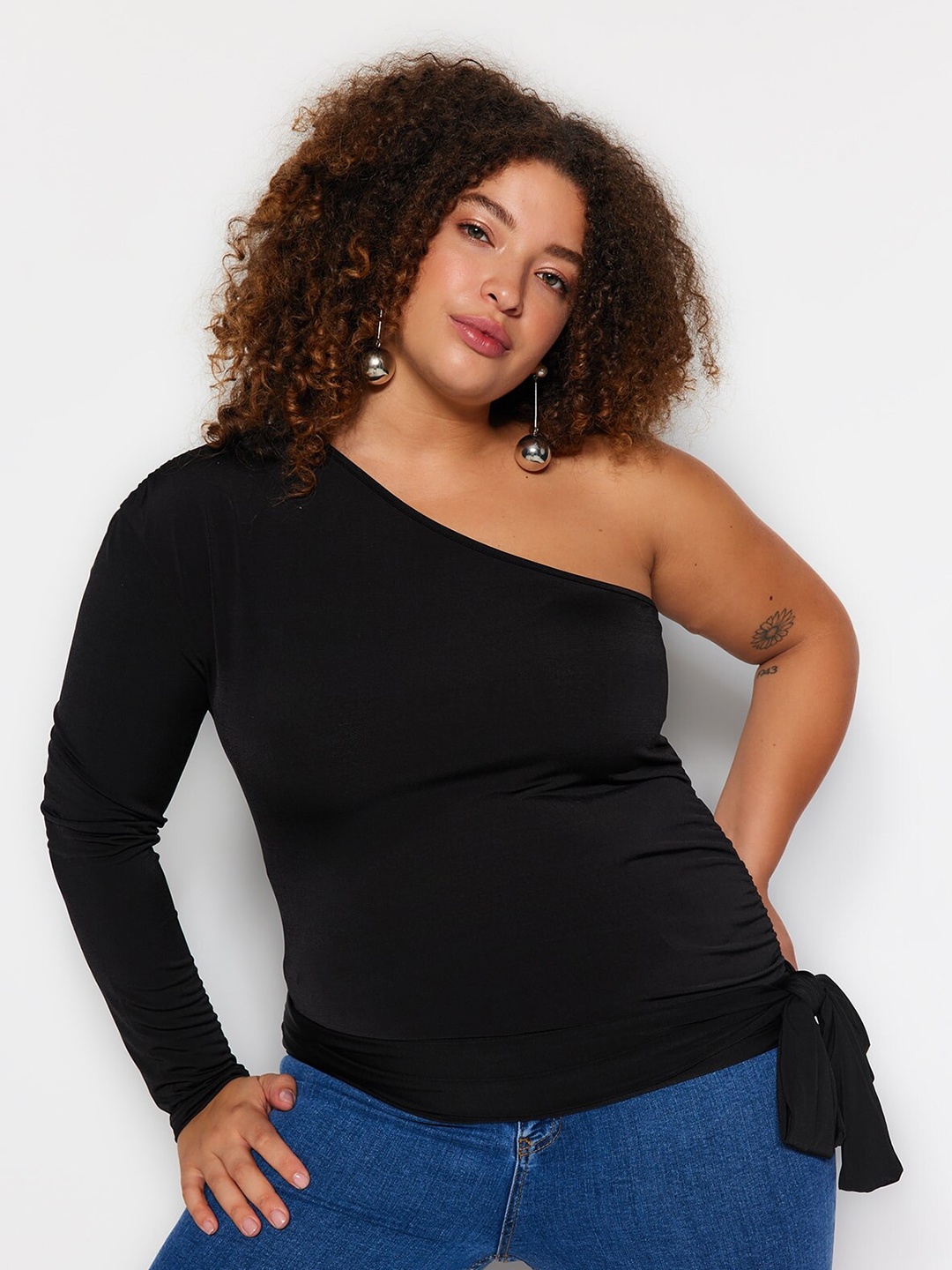 

Trendyol One Shoulder Fitted Top, Black