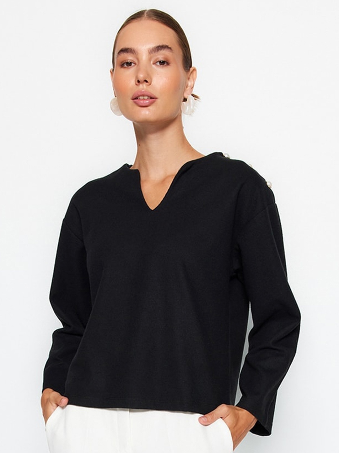 

Trendyol V-Neck Drop Shoulder Sleeves Top, Black