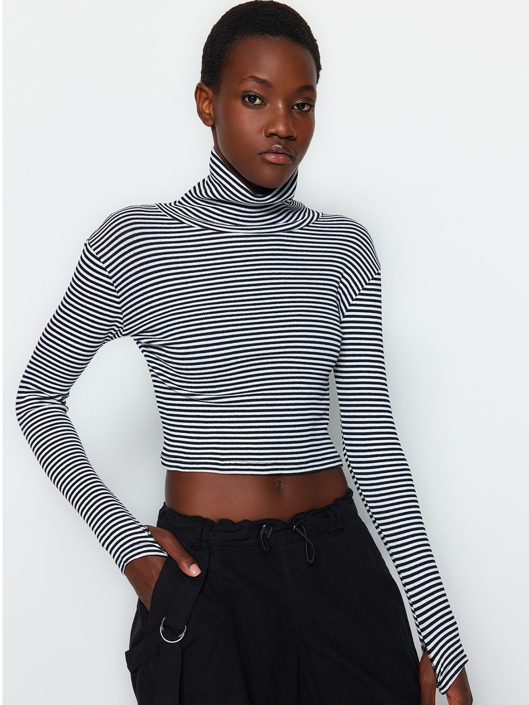 

Trendyol Striped High Neck Crop Fitted Top, Black