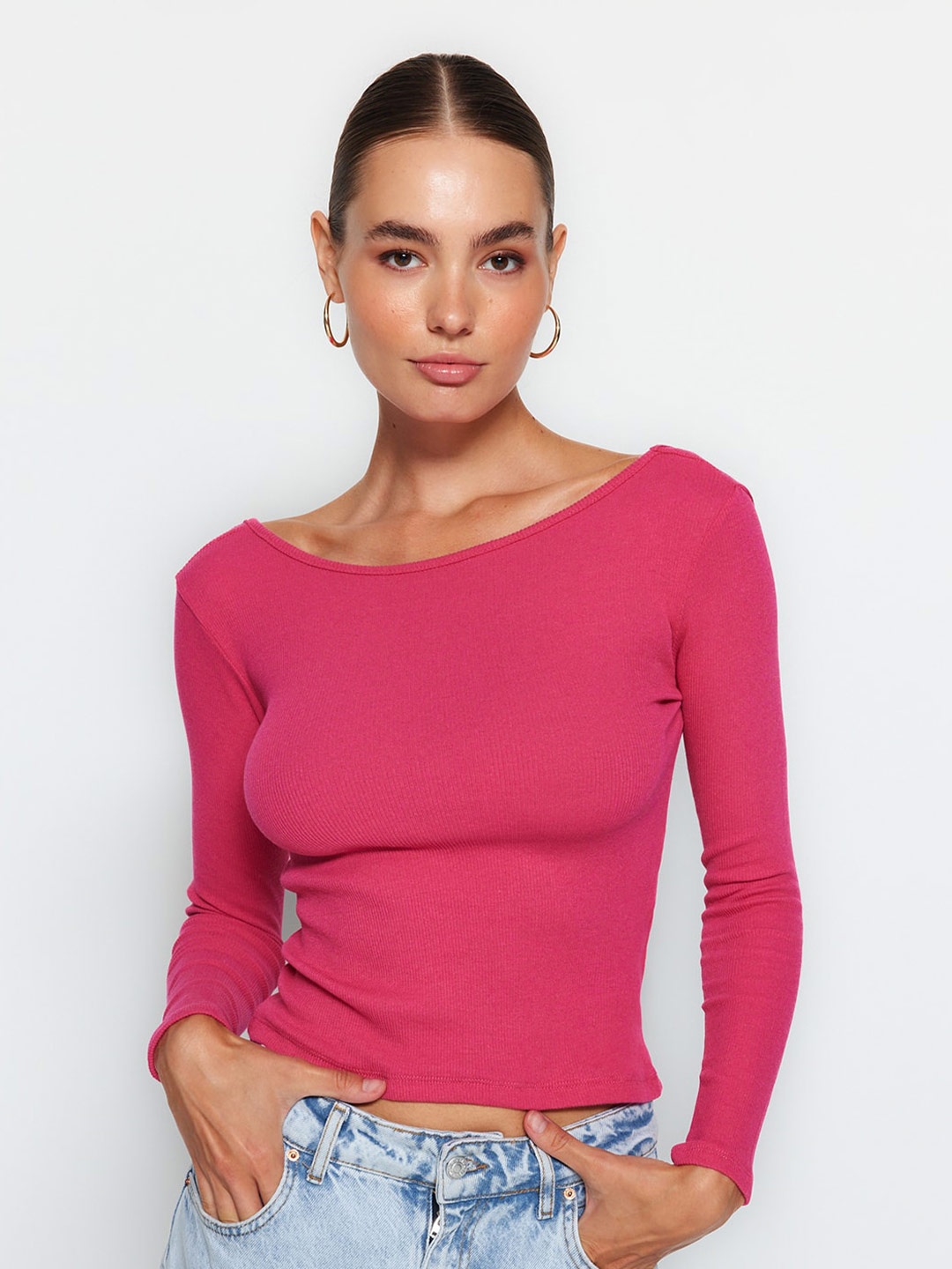

Trendyol Scoop Neck Regular Crop Top, Pink