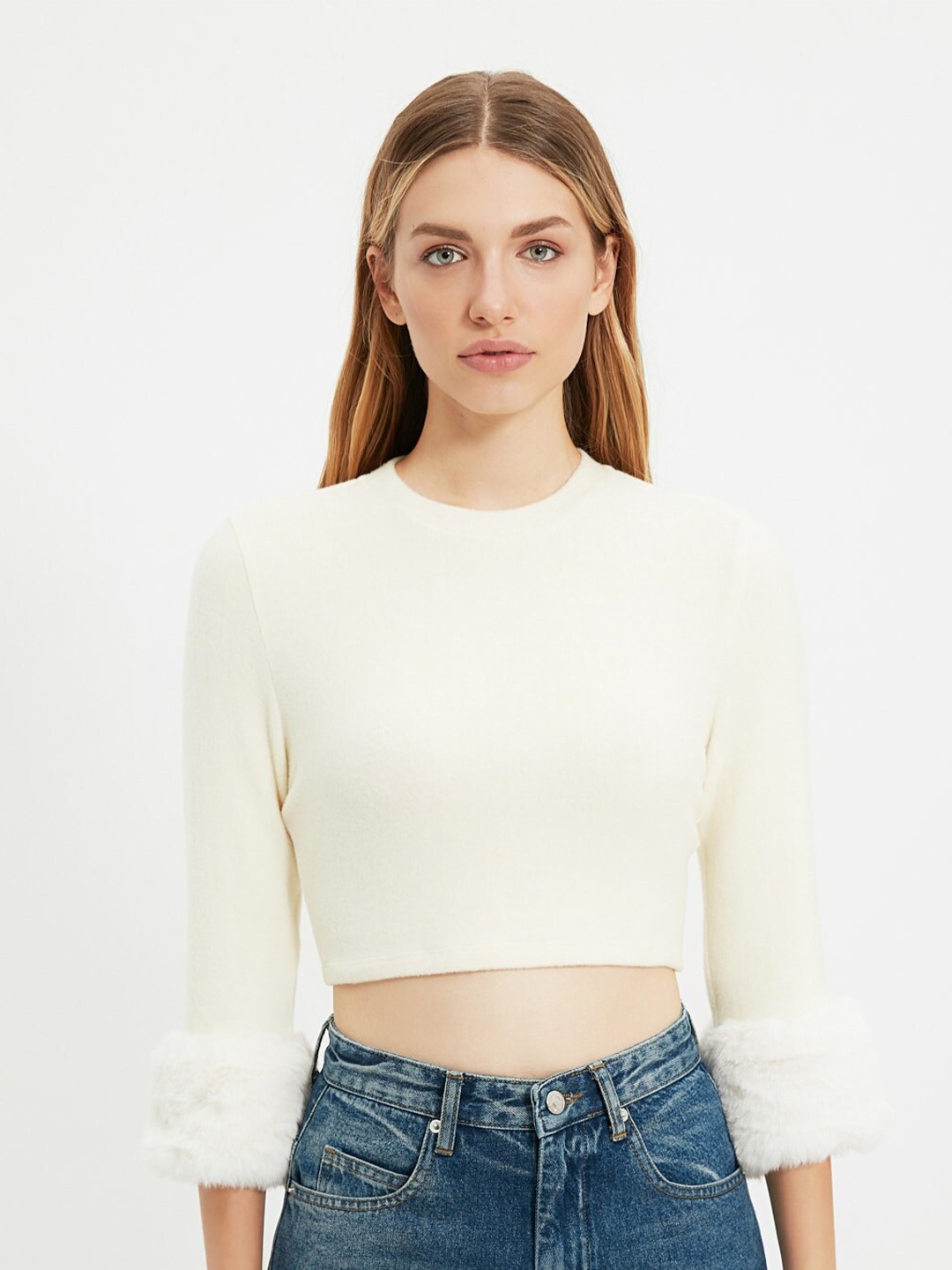 

Trendyol Long Sleeves Crop Top, Cream
