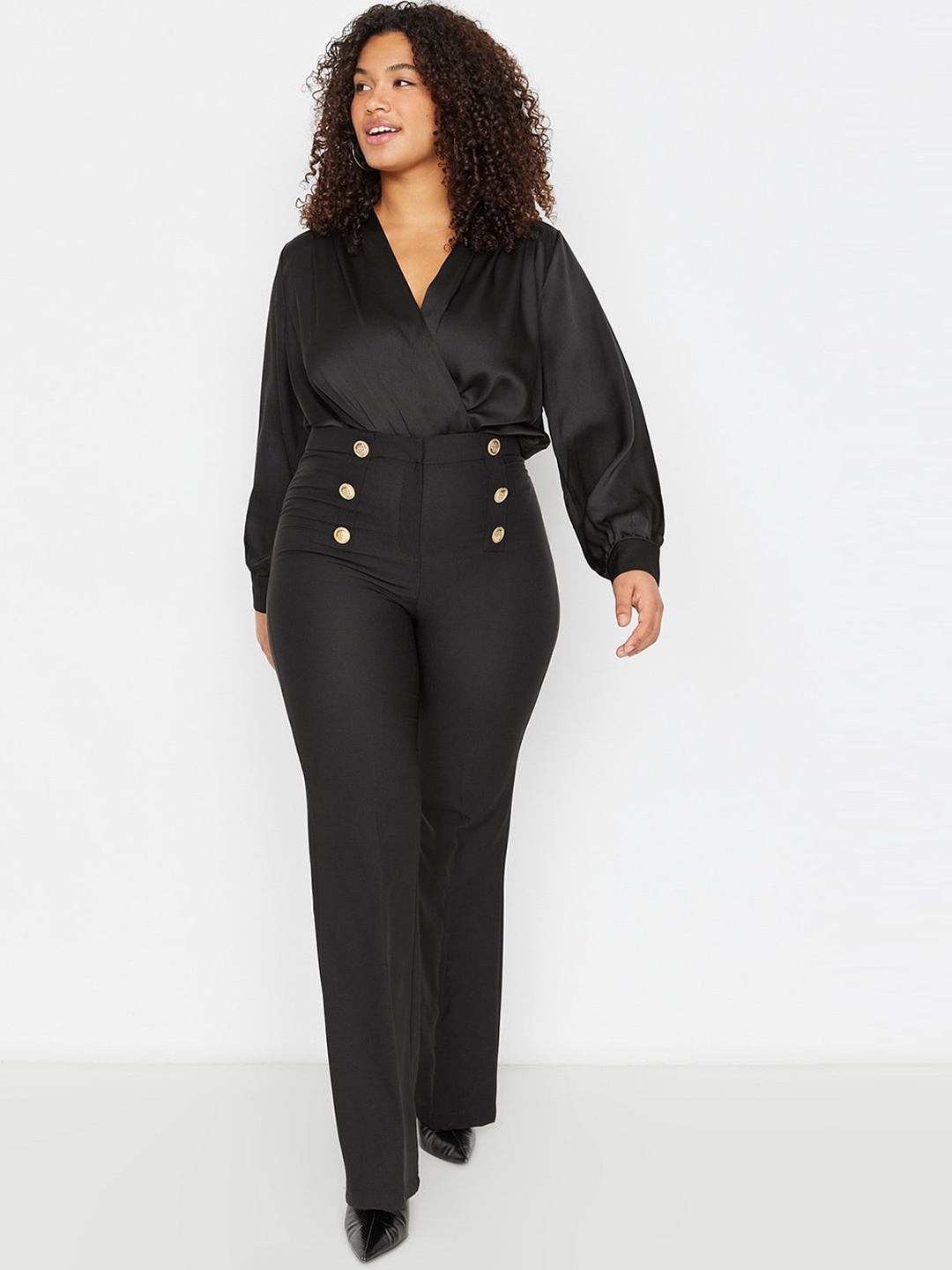 

Trendyol Plus SIze Women Mid-Rise Trousers, Black
