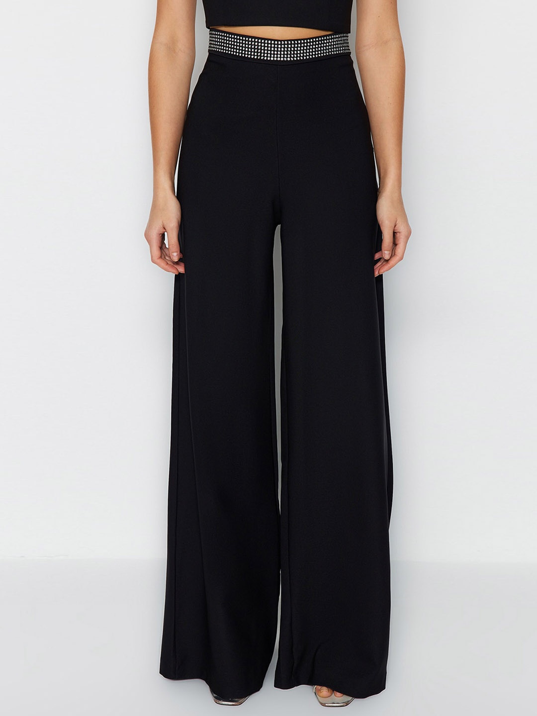 

Trendyol Women High-Rise Parallel Trousers, Black