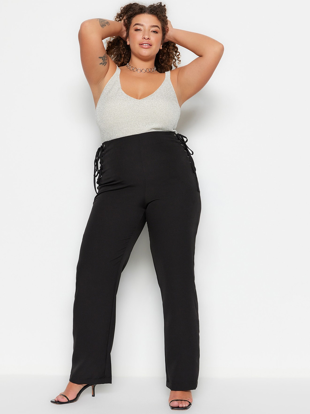 

Trendyol Plus SIze Women Side Tie-Ups Trousers, Black