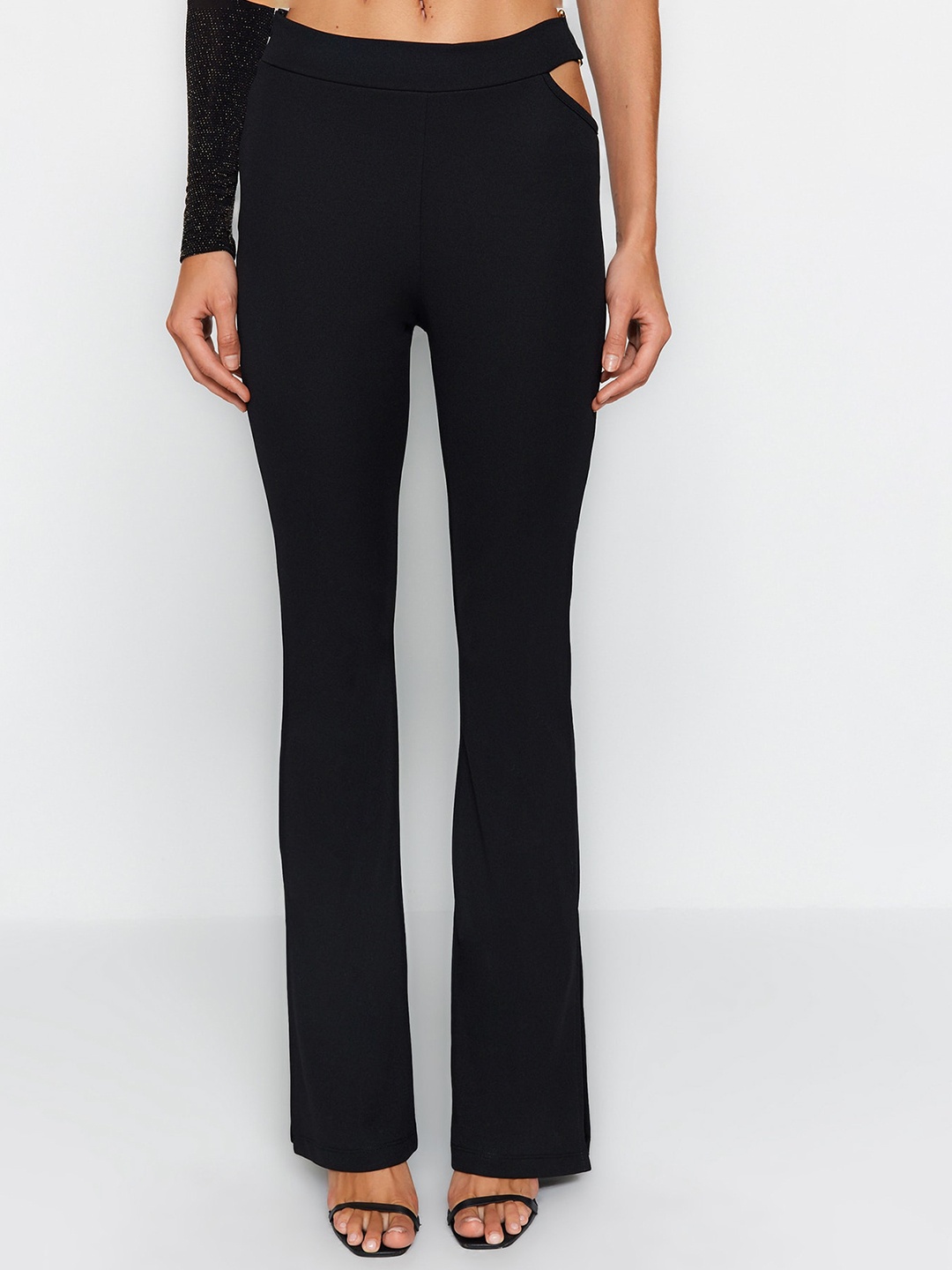 

Trendyol Women Mid Rise Slim Fit Bootcut Trousers, Black