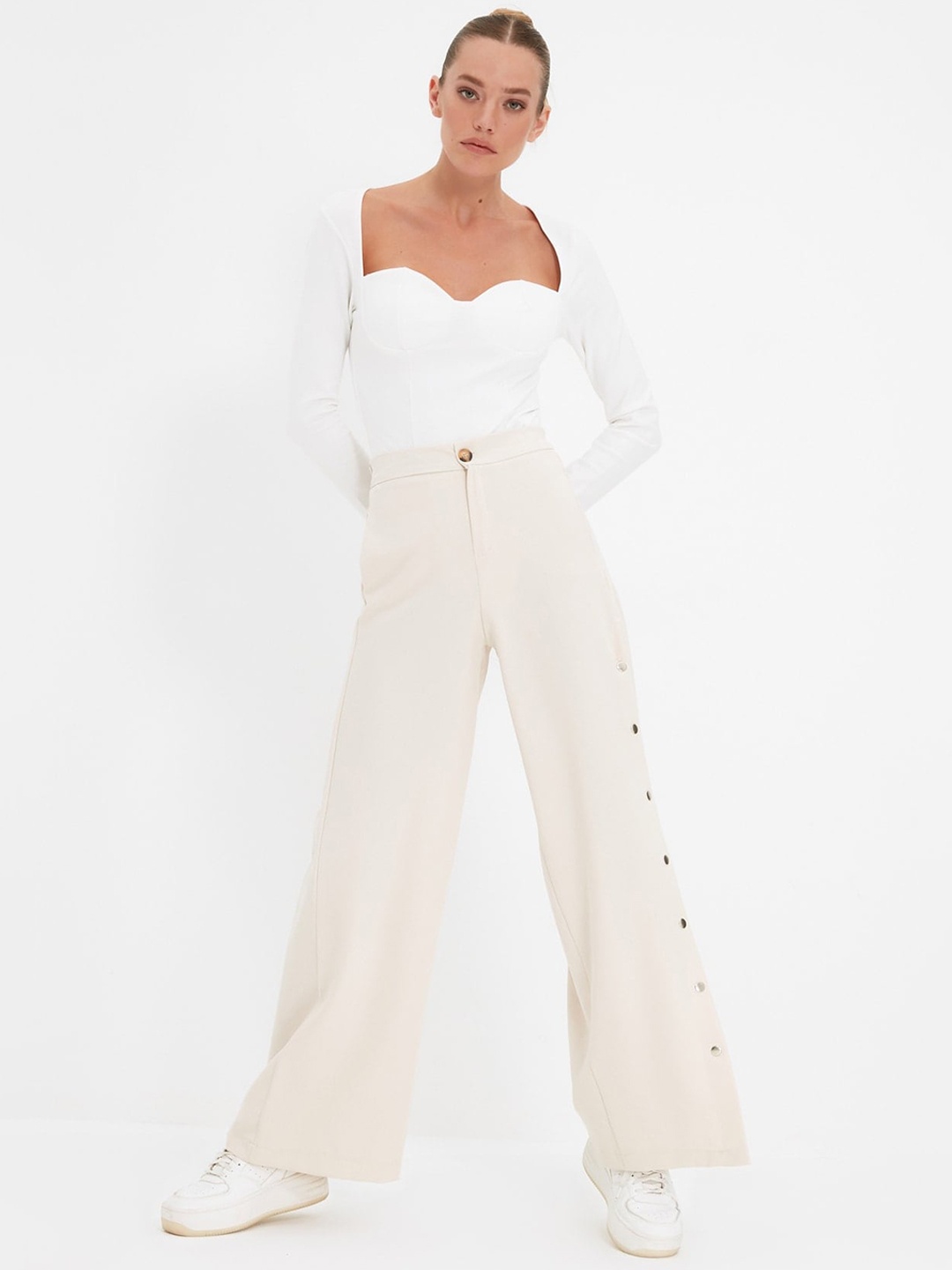 

Trendyol Women Mid-Rise Flared Parallel Trousers, Cream