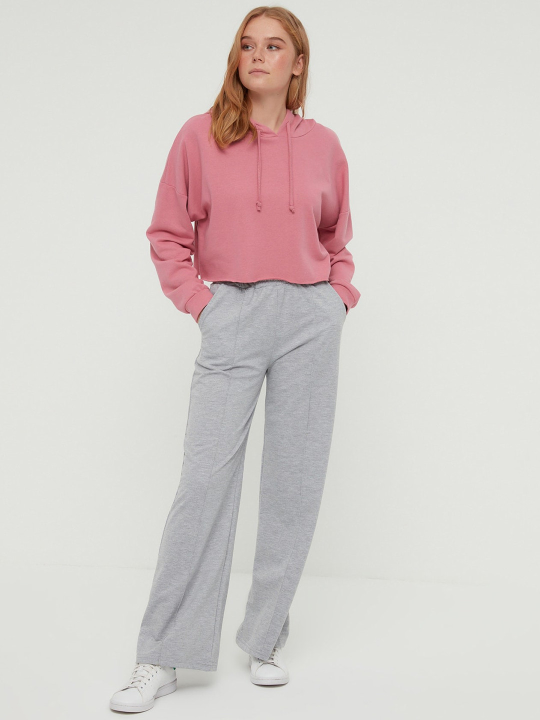 

Trendyol Women Mid-Rise Trousers, Grey