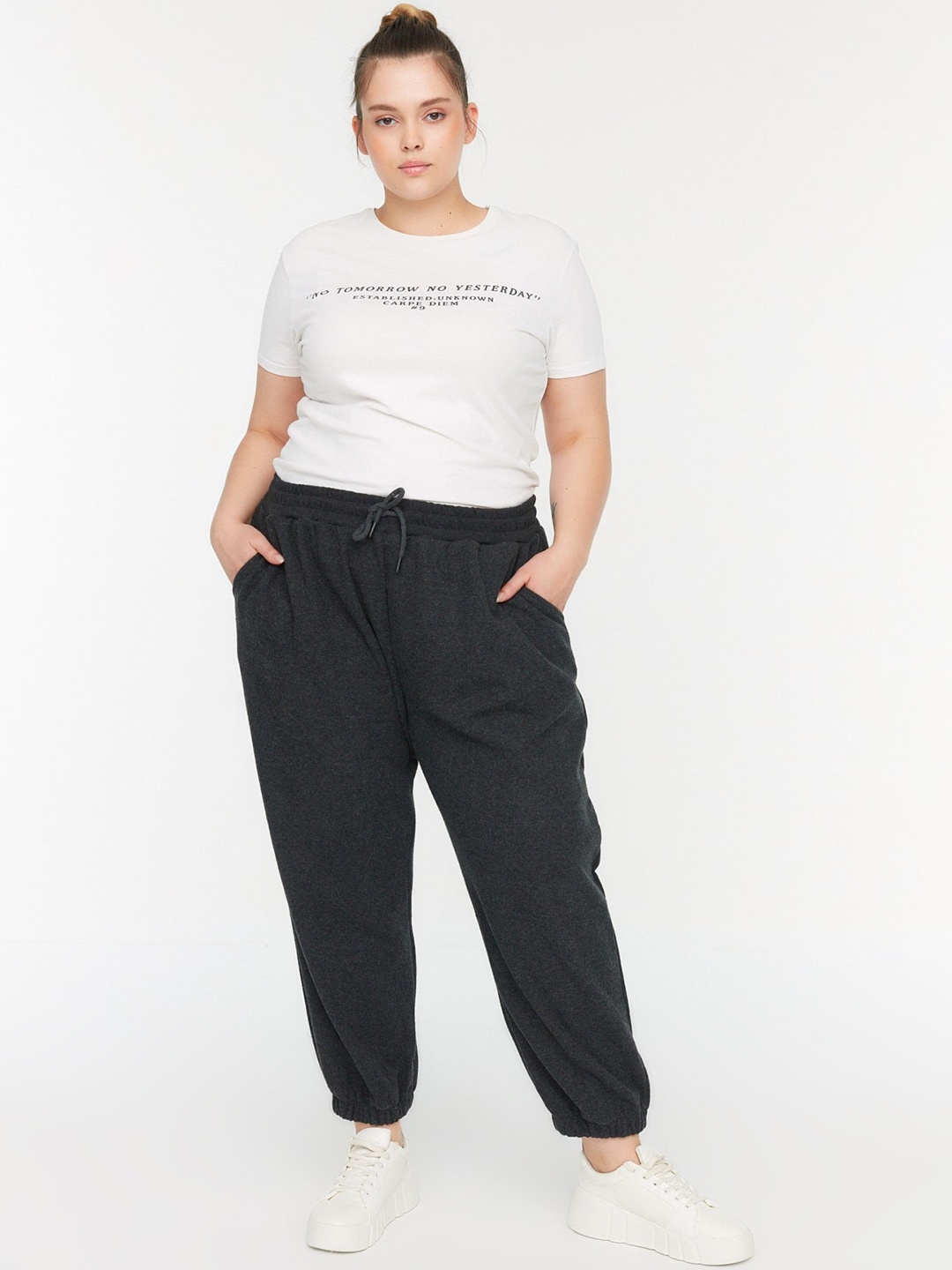 

Trendyol Women Plus Size Regular Fit Joggers, Black